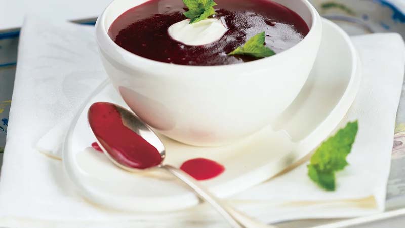 Fűszeres szilvakrémleves túrógombóccal-Szikszai Rémusz